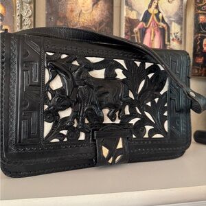 Vintage Black Tooled Leather Mexican Bag – Bullfighter – Hecho en México – Rare‎